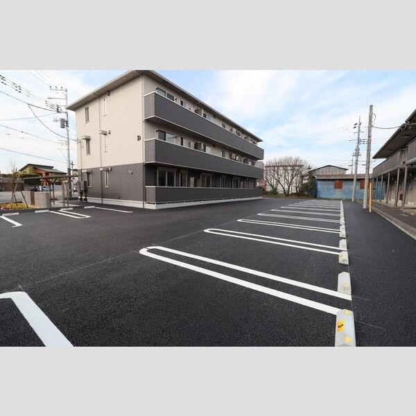 駐車場 (駐車場)