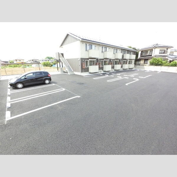 駐車場 (駐車場)