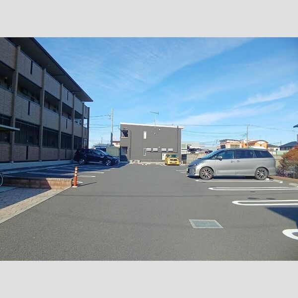 駐車場 (駐車場)