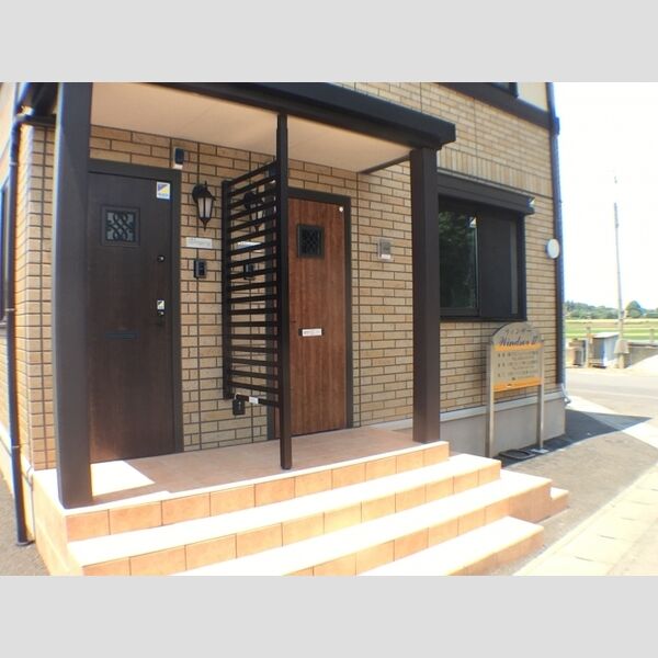 エントランス (エントランス)