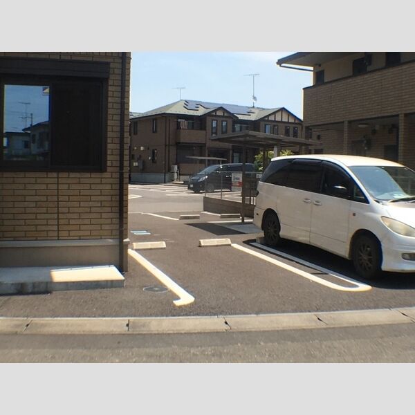 駐車場 (駐車場)