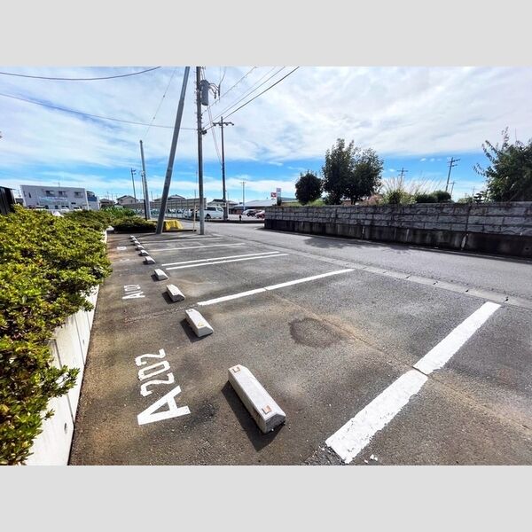 駐車場 (駐車場)