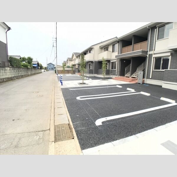 駐車場 (駐車場)