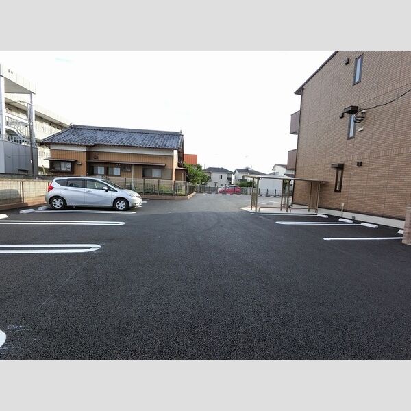 駐車場 (駐車場)