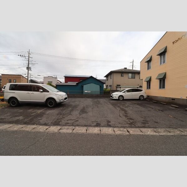 駐車場 (駐車場)