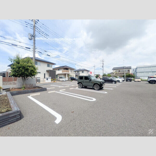 駐車場 (駐車場)