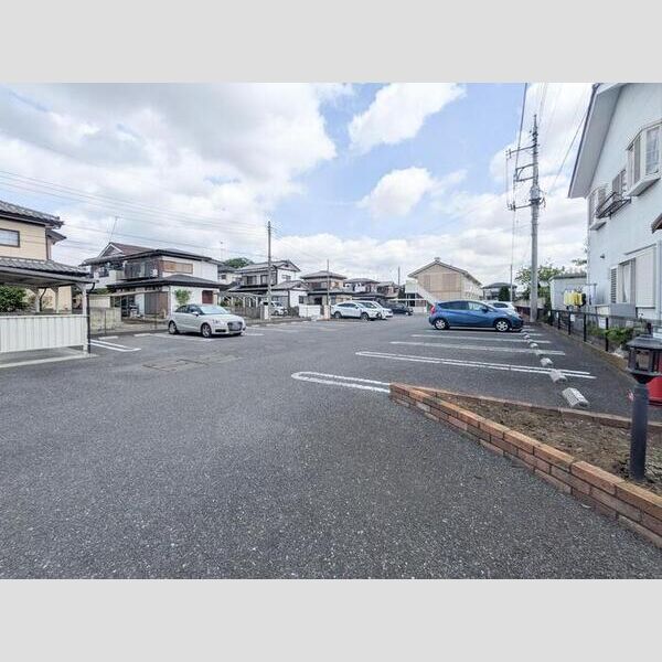 駐車場 (駐車場)