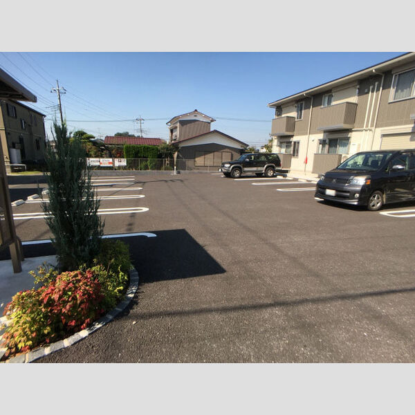駐車場 (駐車場)