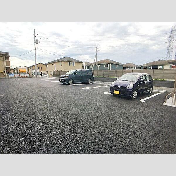 駐車場 (駐車場)