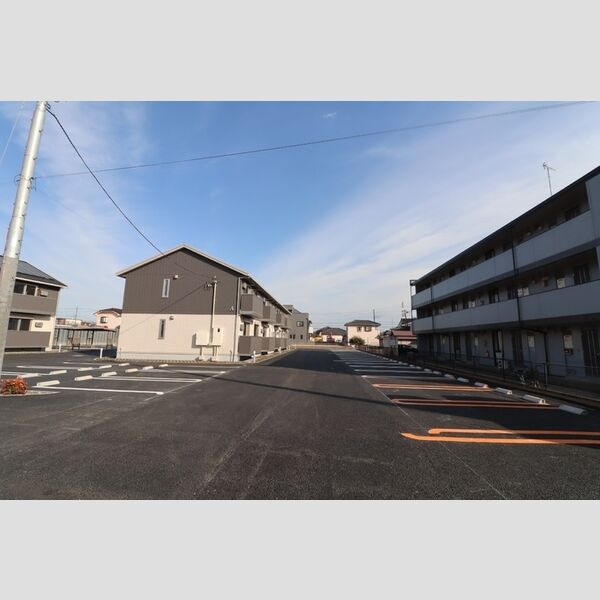 駐車場 (駐車場)