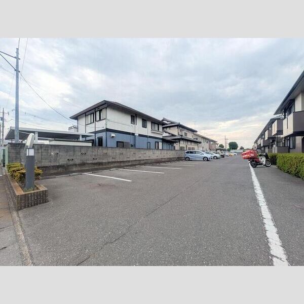 駐車場 (駐車場)