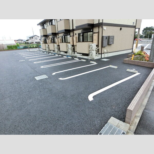 駐車場 (駐車場)
