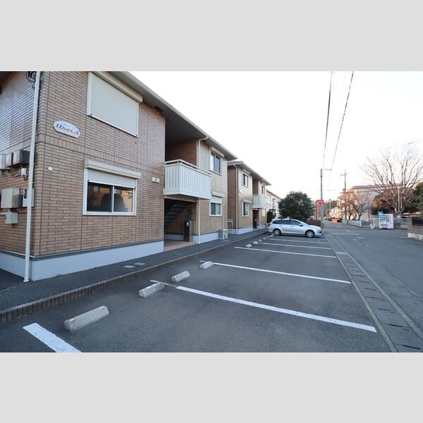駐車場 (駐車場)