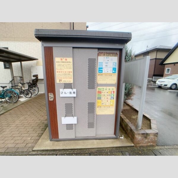 現地周辺 (ごみステーション)