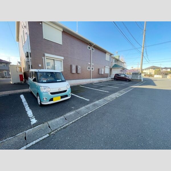 駐車場 (駐車場)