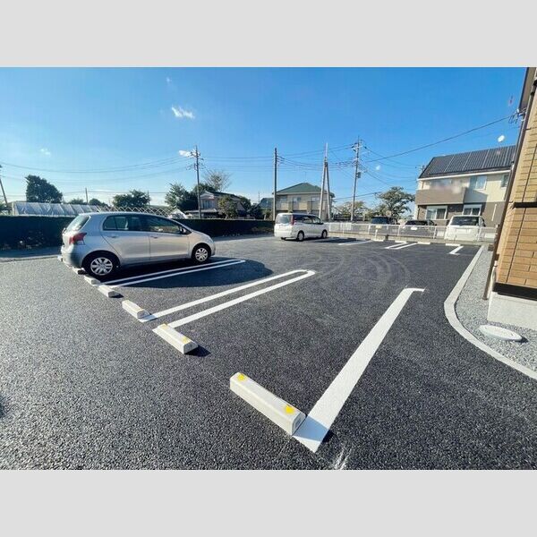 駐車場 (駐車場)