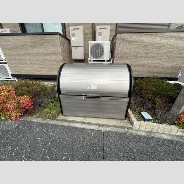現地周辺 (ごミステーション)
