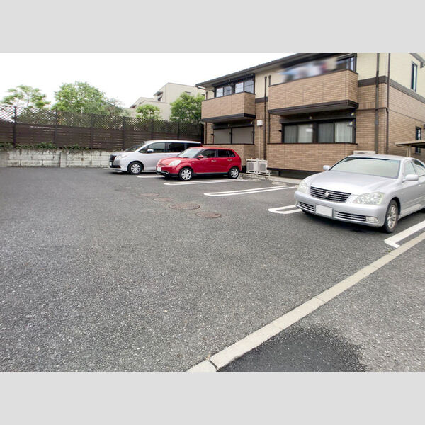 駐車場 (駐車場)