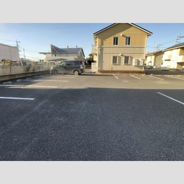 駐車場 (駐車場)