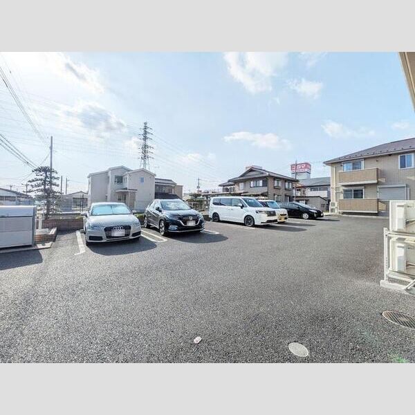 駐車場 (駐車場)