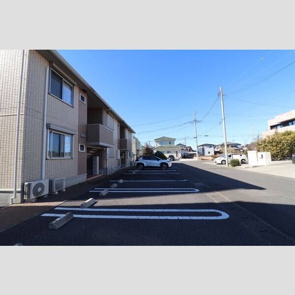 駐車場 (駐車場)