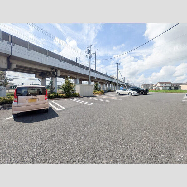 駐車場 (駐車場)