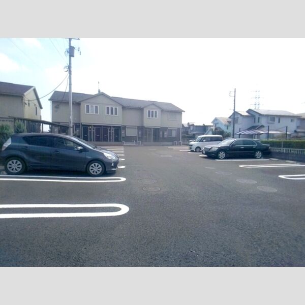 駐車場 (駐車場)