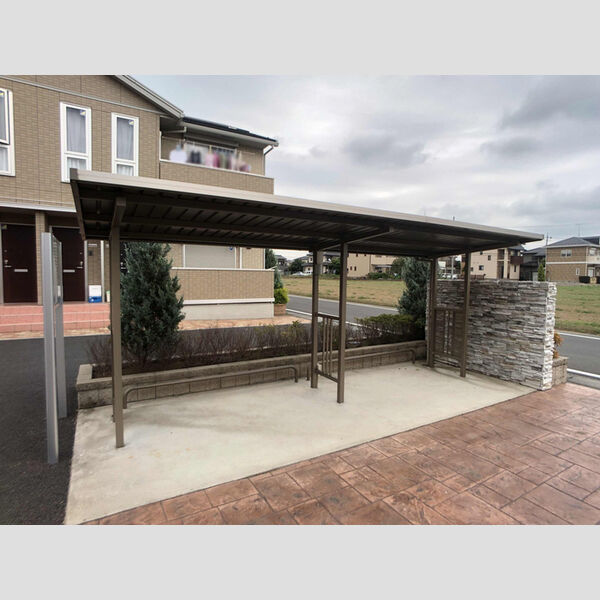 現地周辺 (駐輪場)