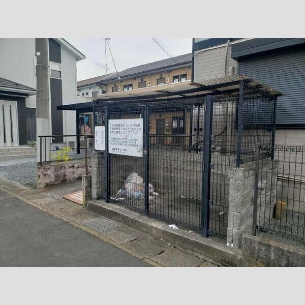 現地周辺 (ごみステーション)