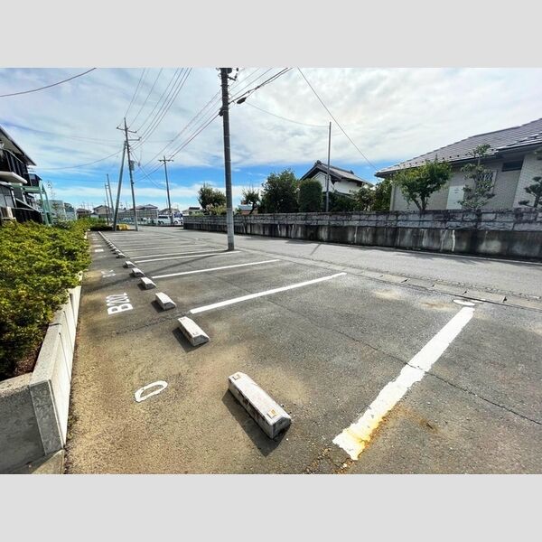 駐車場 (駐車場)