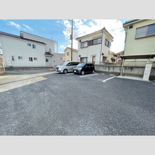 駐車場 (駐車場)