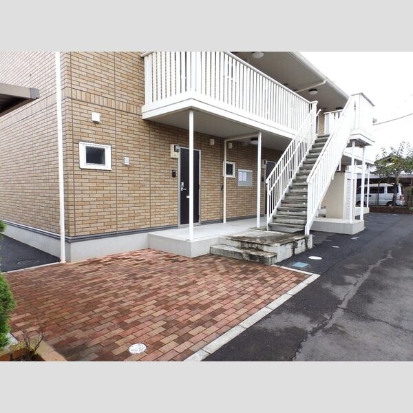 エントランス (エントランス)