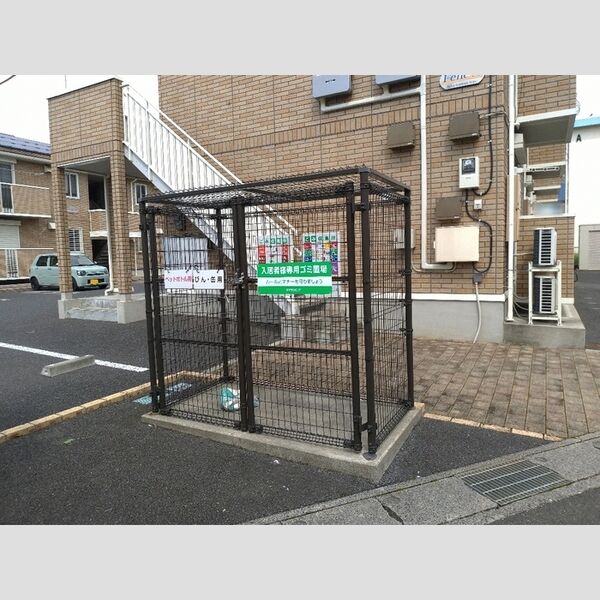現地周辺 (ごみステーション)