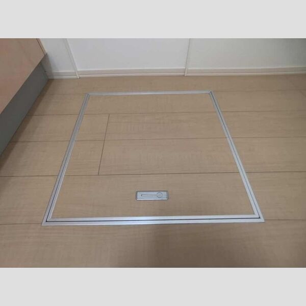 その他 (床下収納)
