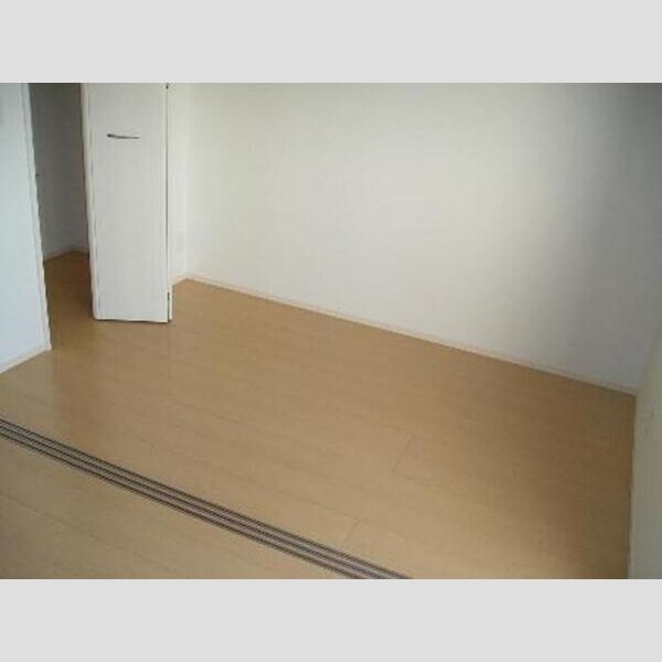 収納 (3帖ベッドルーム、クローゼット付きです!)