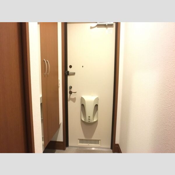 玄関 (玄関)