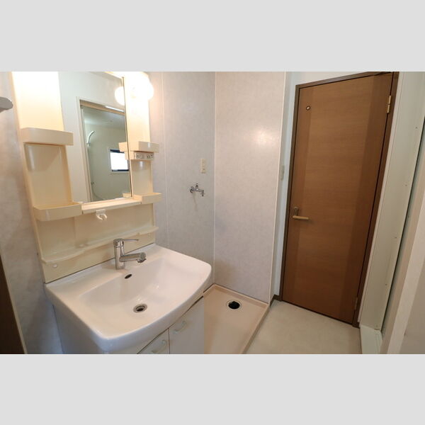 洗面所 (洗面所)