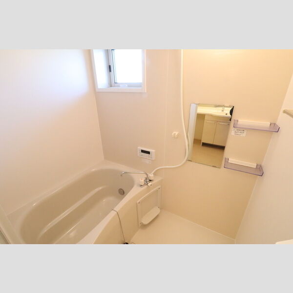 バス (窓付き浴室)