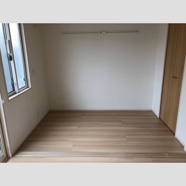 その他 (洋室)