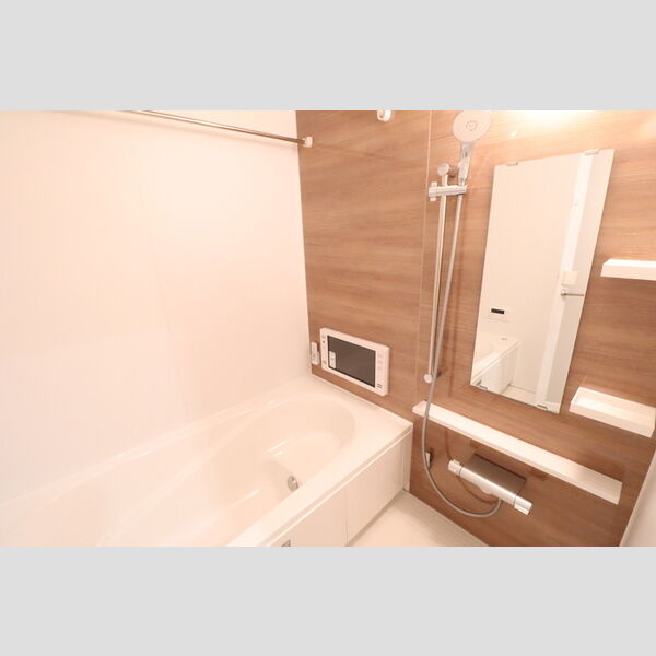 バス (浴室乾燥機付きバス)