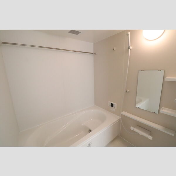 バス (浴室乾燥機のあるバス)
