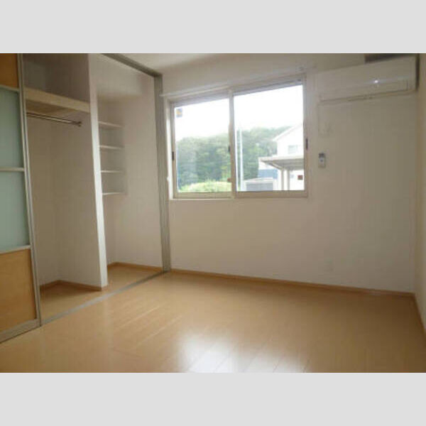 居室・リビング (北洋室6帖、エアコン付きです。)