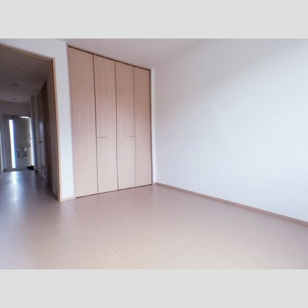 その他 (北側洋室)