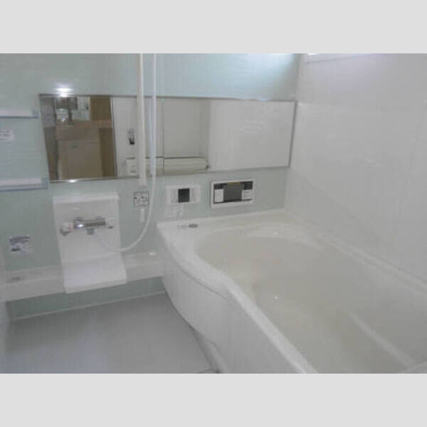 バス (B202  浴室TVの付いた一坪風呂 足が伸ばせます)