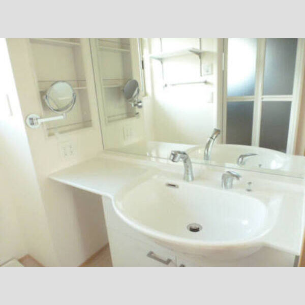 洗面所 (忙しい朝に嬉しい洗髪洗面台)