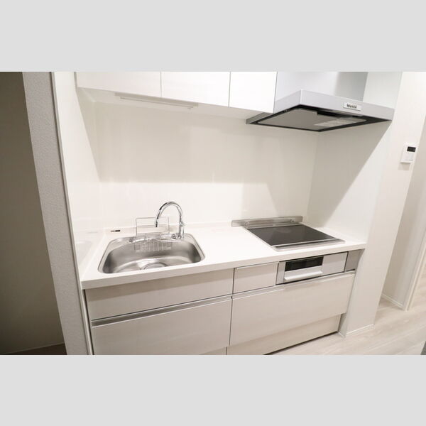 キッチン (タッチレス水栓のシステムキッチン)