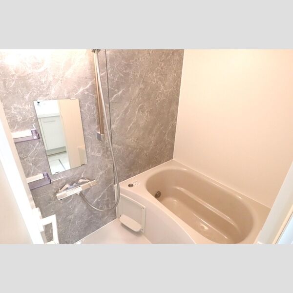 バス (浴室乾燥機付きバス)