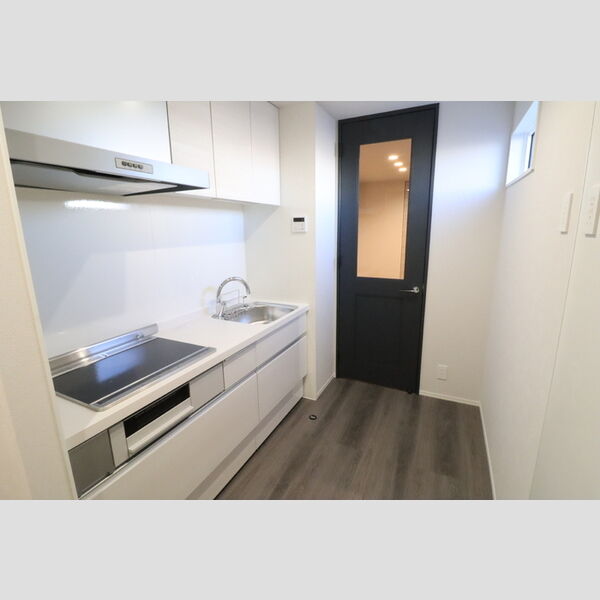 キッチン (IHつきシステムキッチン)