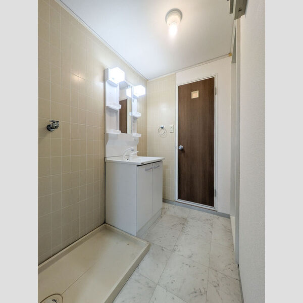 洗面所 (洗面所)