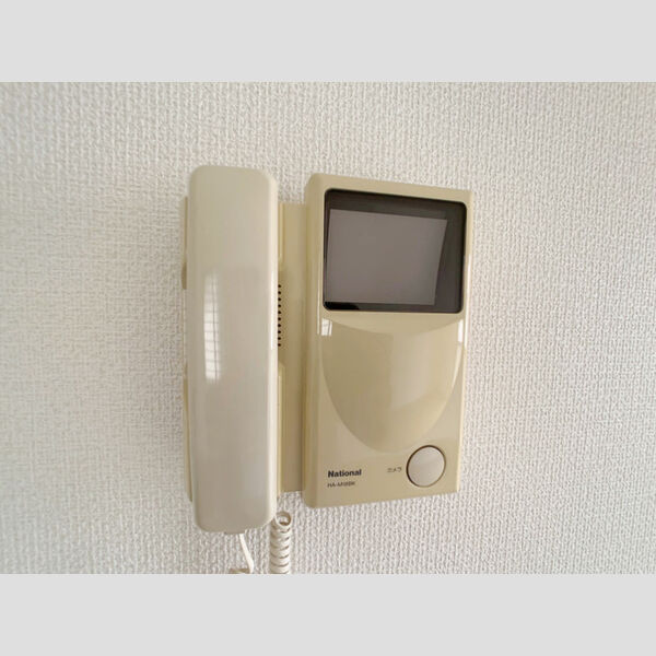 その他設備 (モニター付きインターホン)